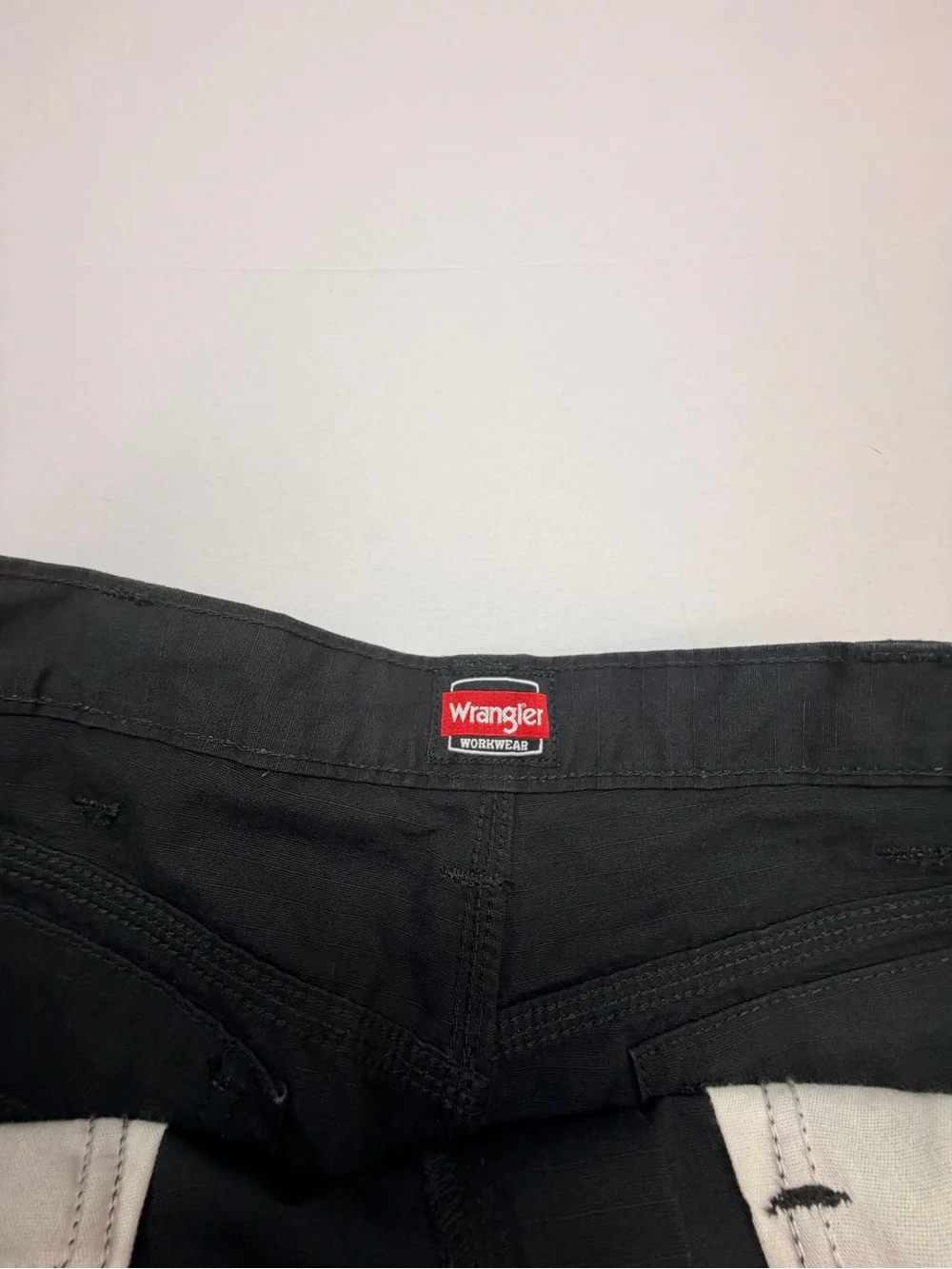 NWT Wrangler Workwear Ranger Relaxed Fit Cargo Pants Black 36x32